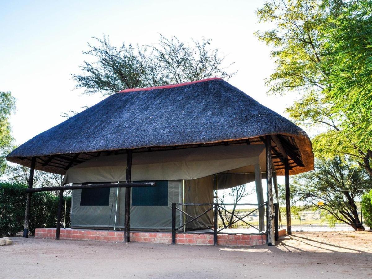 Die Dam - Transkalahari End Resort Gobabis Eksteriør billede