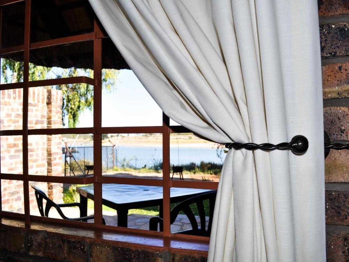 Die Dam - Transkalahari End Resort Gobabis Eksteriør billede